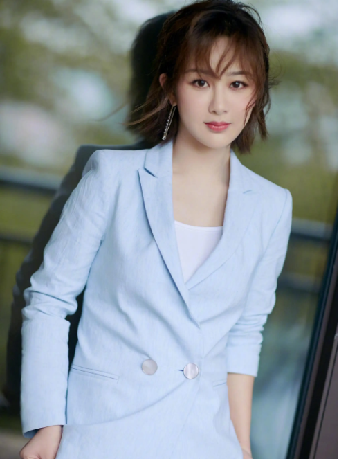 杨紫首次成立文化传媒公司，持股90%担任核心经纪人